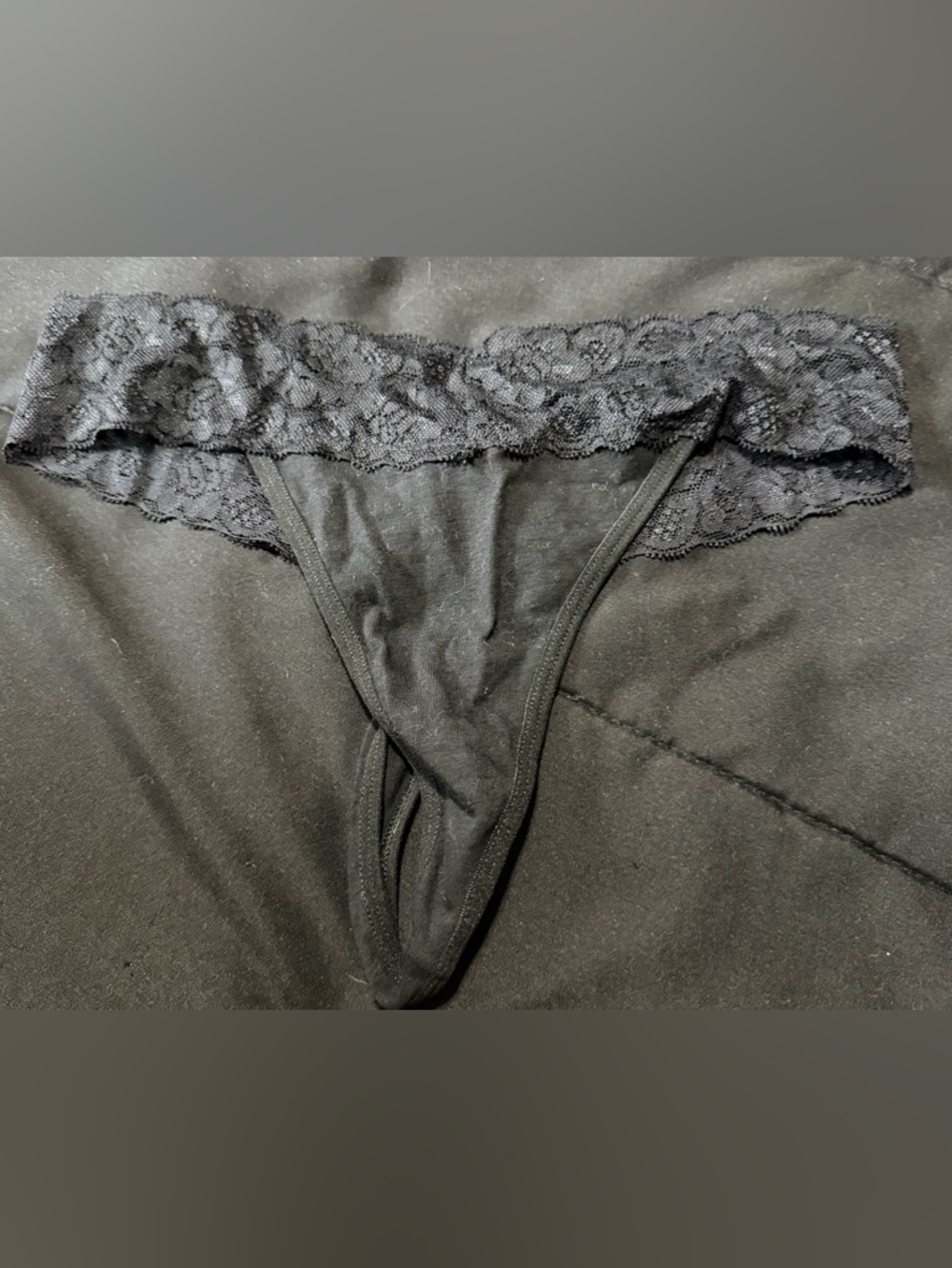 Women’s Lace Thong Underwear